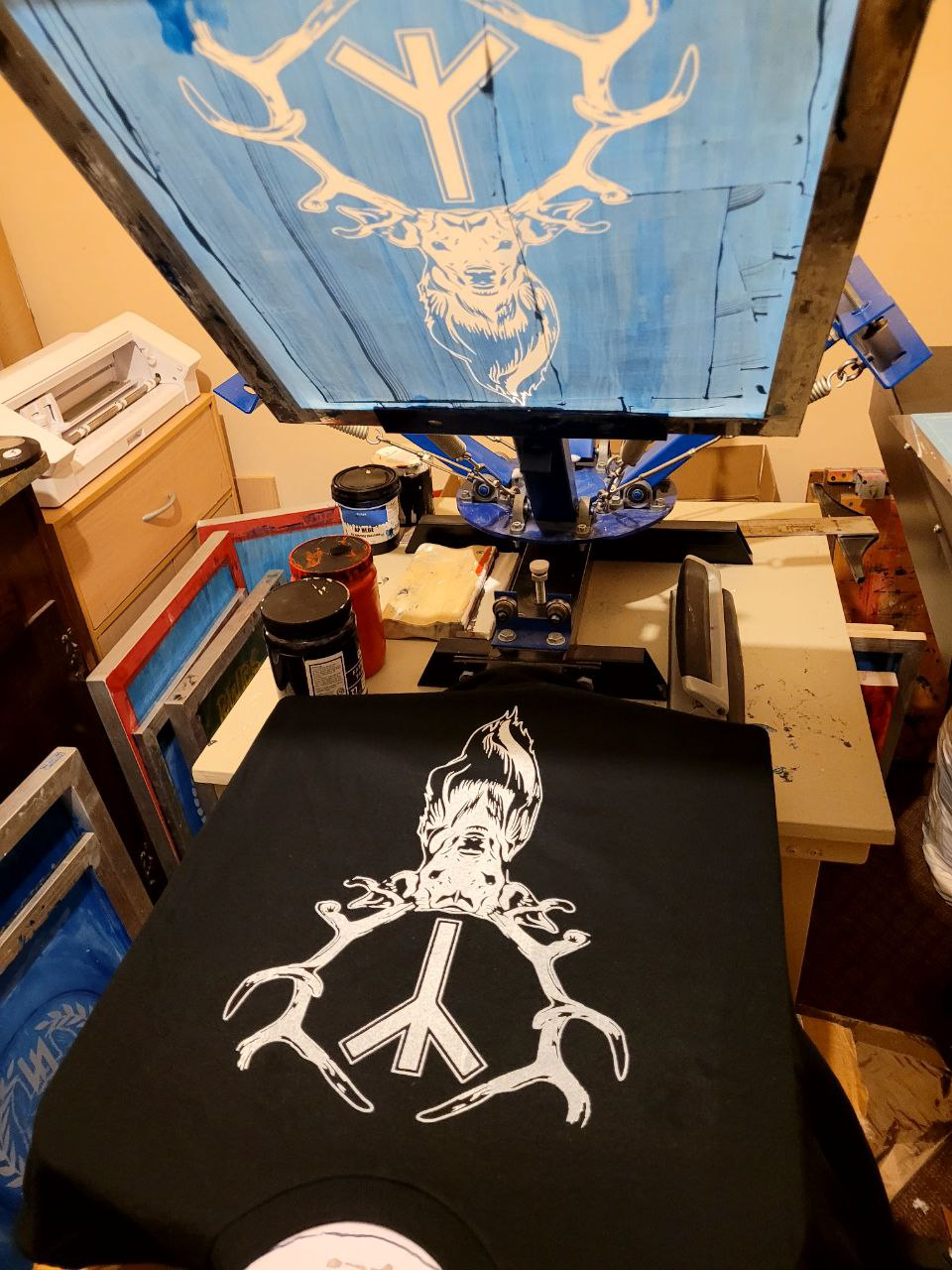 Algiz Rune Elk long sleeve t-shirt